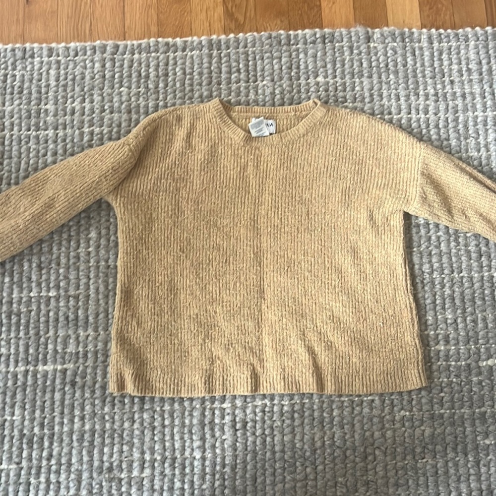 Arizona Yellow sweater